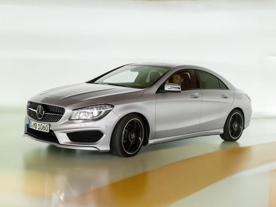  Mercedes-Benz CLA250 AMG Sports Package Edition 1 (C117) 2013 года  (фото 17 из 72)